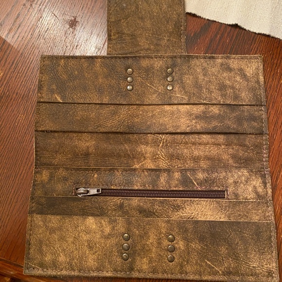 Keep It Gypsy LV Monogrammed Wallet - Picture 2 of 4